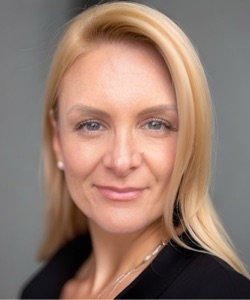 Lauren Jones headshot