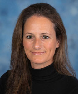 Emily Taggart headshot